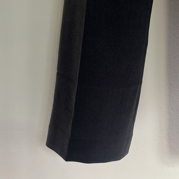 Woman Giorgio Armani Gray Pants-Elegant, like new! - Picture 4 of 8